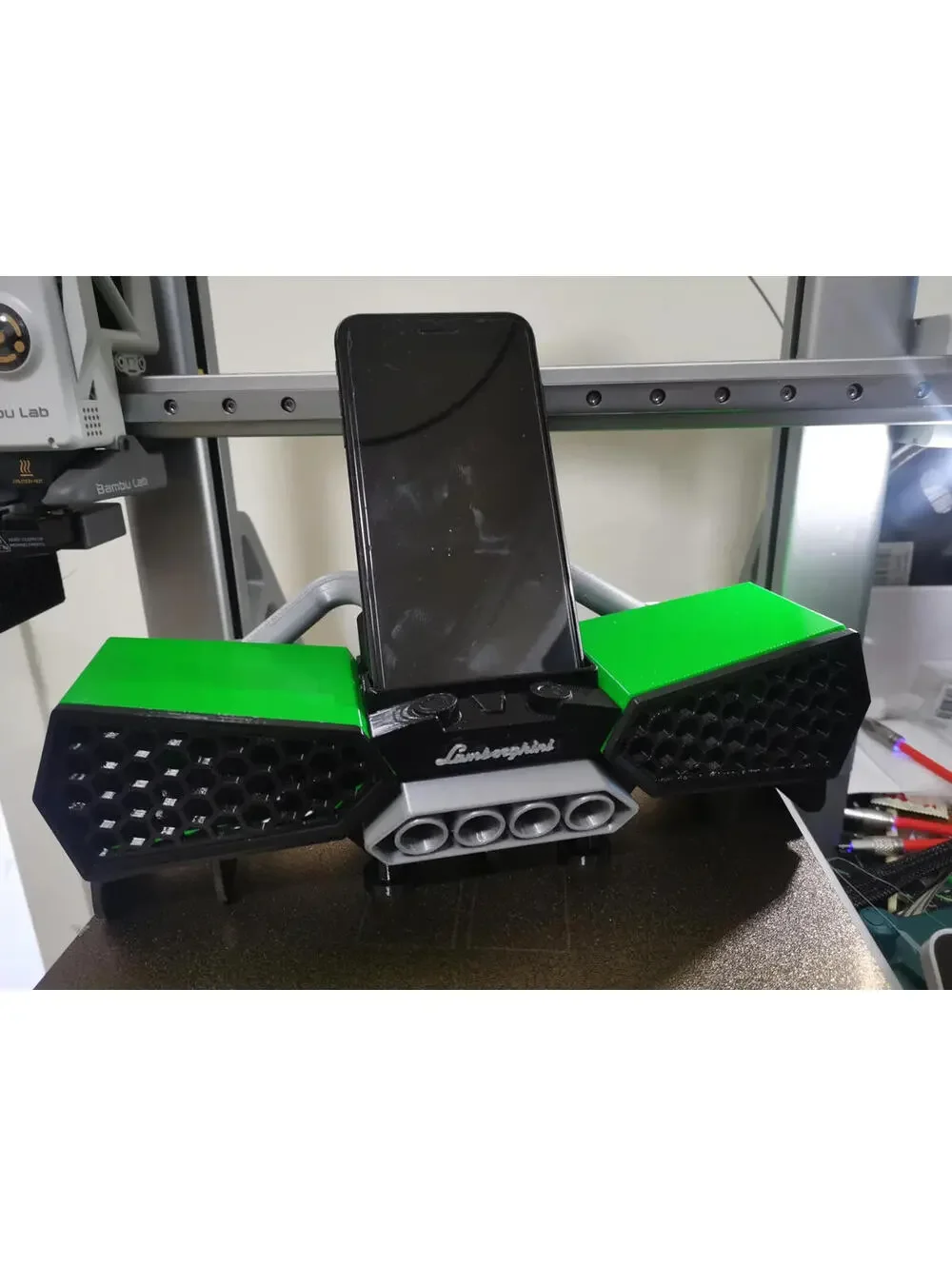 3D Printed Lamborghini Style Phone Speaker | Passive Amplifier Stand